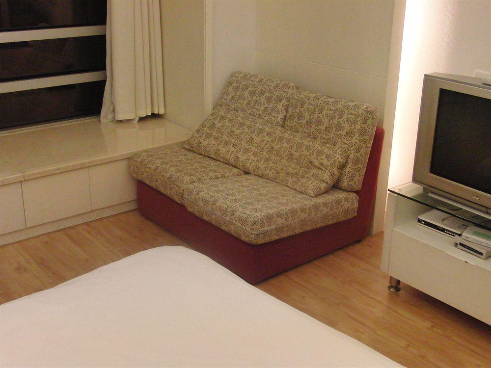 Mayson Shanghai Zhongshan Park Serviced Apartment Dış mekan fotoğraf